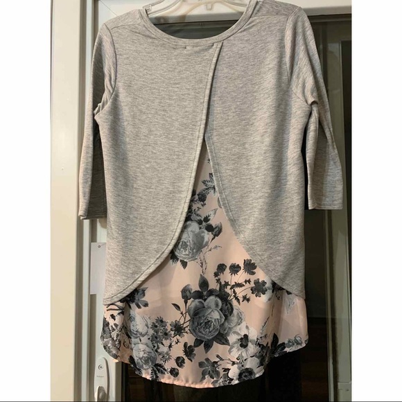 Stitch fix blouse - Picture 2 of 3